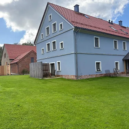 Daire Muraszkowa Zagroda Giebultow (Lwowek Slaski)