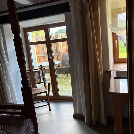 Muraszkowa Zagroda Daire Giebultow (Lwowek Slaski)