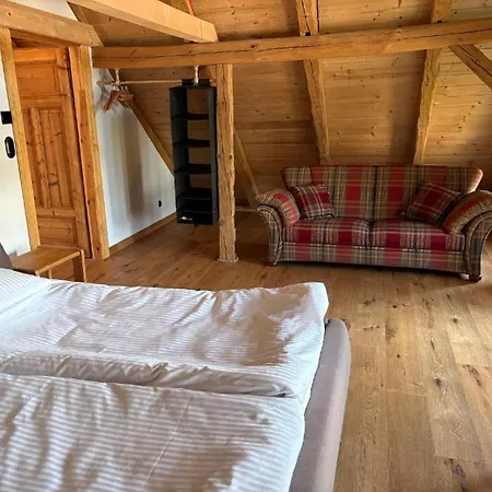 Apartamento Muraszkowa Zagroda Giebultow (Lwowek Slaski)