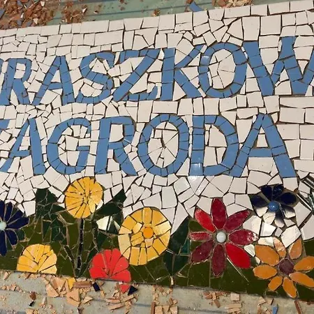 Muraszkowa Zagroda Daire